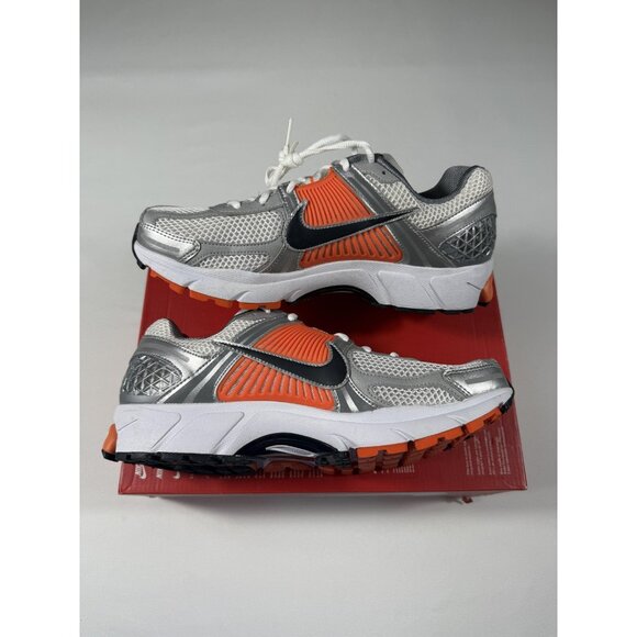 New Nike Zoom Vomero 5 MS Shoes Mens Size 10 Platinum Tint Orange FJ4151-002 - Picture 5 of 11